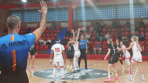 Partizan prejak za Orlove