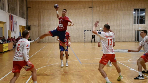 Borac srušio Izviđač , Premijer liga BiH