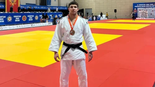 Dimitrije Savić bronzani na Evropskom kupu za juniore