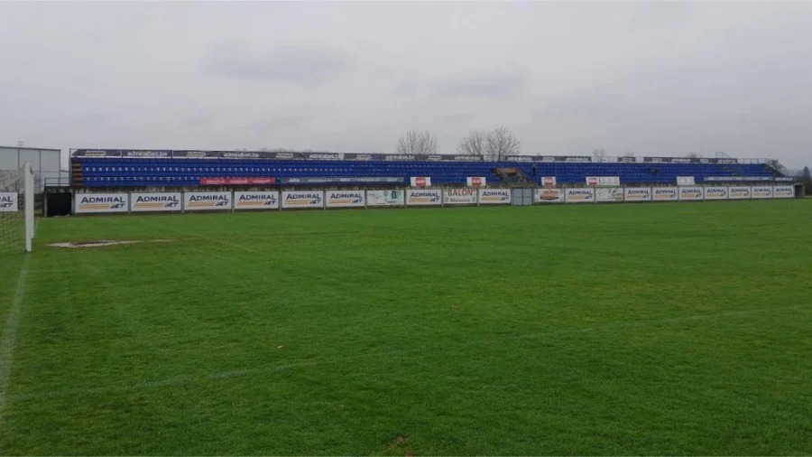 Novih 1.200 stolica na Gradskom stadionu u Laktašima, Prva liga Republike Srpske
