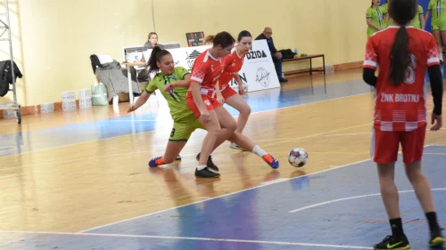 Počeo osmi Međunarodni turnir Ladies Open Brotnjo 2025: U toku je grupna faza