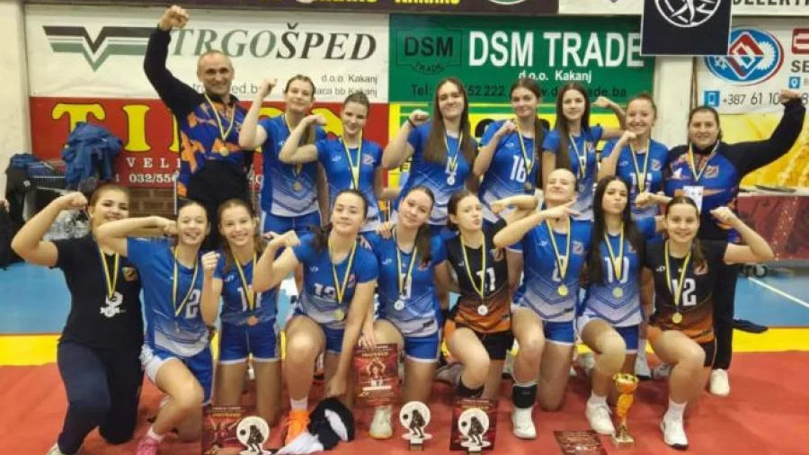 Zlatne djevojčice iz Lukavca: ŽOK Smeč prvak Federacije BiH i među četiri najbolje ekipe države, Superliga - grupa Sjever