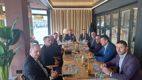 Vico Zeljković održao sastanak sa predsjednicima područnih saveza