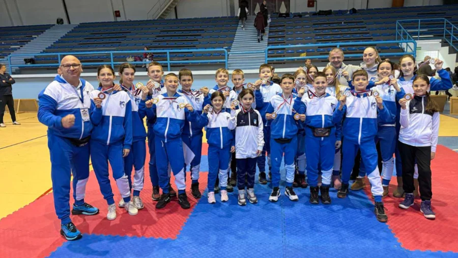 Sjajan rezultat karatista Slavije na regionalnom takmičenju u Bileći