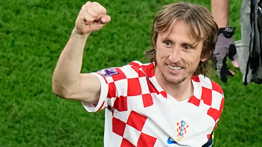 Modrić operisan, Hrvatska u strahu, Serie A