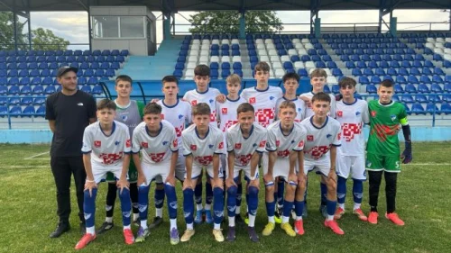Sutra pada odluka o pionirskom šampionu Tuzlanskog kantona: Radnički u Gradačcu napada titulu, Sloboda iščekuje rasplet iz Gradačca, Kvalitetna liga NS TK pioniri