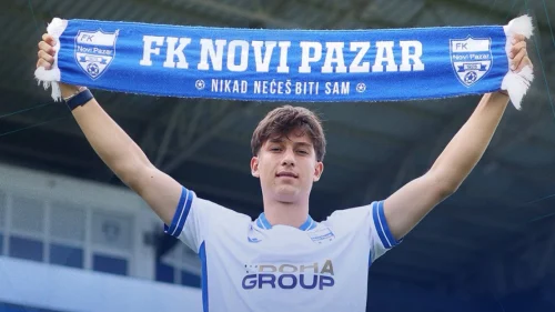 Mihajlo Petrović novi fudbaler Novog Pazara, Mozzart Bet Super liga Srbije - Play Off