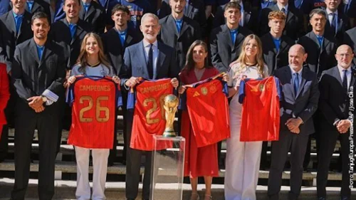 Viralni trenutak u Madridu: Nasljednica španskog trona "prozvala" heroja Mundijala