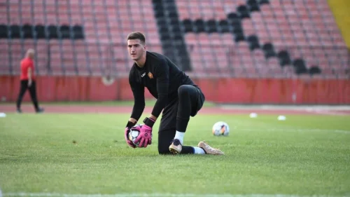Nikola Milićević na golu Rudara iz Kaknja