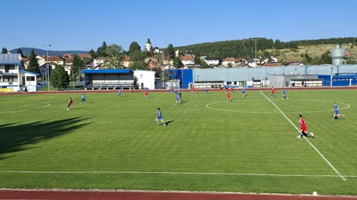 Jedanaest golova u prijateljskom meču Glasinca i Famosa, Prva liga Republike Srpske
