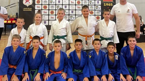 Sparta uspješna na dva turnira, ekipa najbolja u Palama, mlađi pioniri u Nikšiću