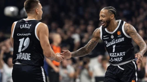 Partizan moćan na startu: Od Armanija ostali samo dugmići