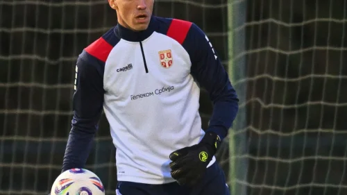 Paunović pojačao konkurenciju na golu