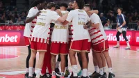 Zvezda "popila" Efes