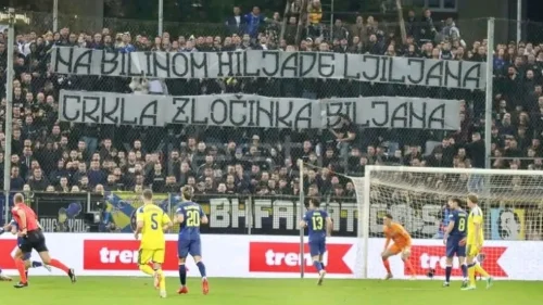 Morbidan i necivilizacijski transparent BH fanatikosa u Zenici