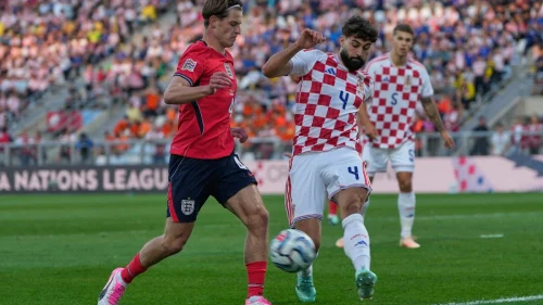 Bruka Hrvata u Rijeci. Englezi im "spakovali" sedam komada