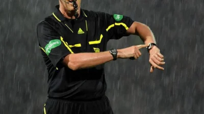 Sudiji stao sat, pa skratio poluvrijeme 12 minuta!, Prva Opštinska liga – Bijeljina – Zapad