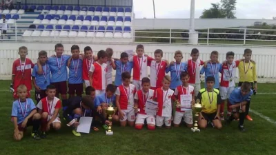 Nastavak žetve medalja, Druga liga RS – Istok