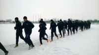 Bijeljinci prkose minusu i snijegu