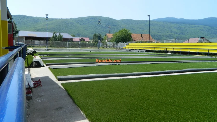 Stadion Famosa u novom ruhu, Druga liga RS – Istok