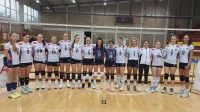 Tamara Vrećo na izlaznim vratima Radnika