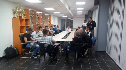 Željezničar bolji od Tanga u prijateljskom meču, Premijer liga BiH