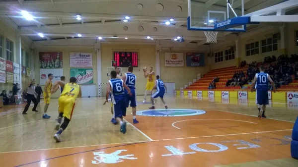 Radnik platio ceh za poraze Mladosti, Prvenstvo BiH