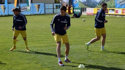 Sam sebe otkupio, Prva liga Republike Srpske
