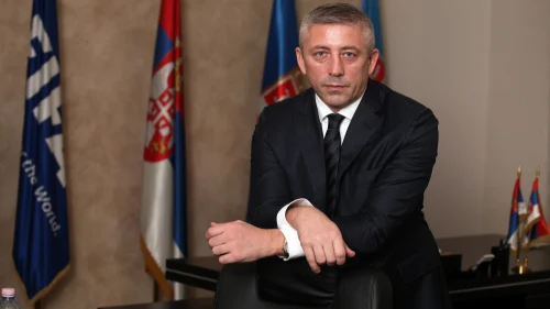 Kokeza bi da mete, Superliga Srbije