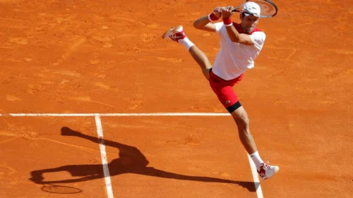 Nole ide dalje