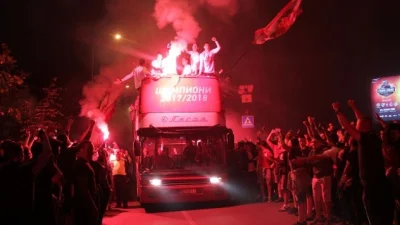 Izgorio Zvezdin autobus, Superliga Srbije - Play Off