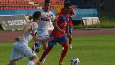 Curi vreme Borcu i Slobodi, Premijer liga BiH - Liga za opstanak