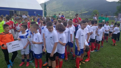Čajniče pamti Brenu