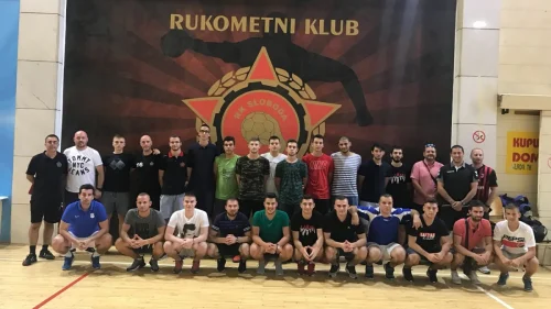Krenuli rukometaši Slobode