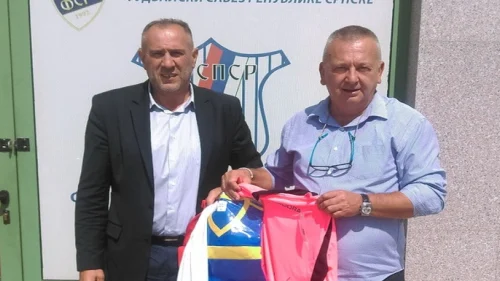 Dresovi za fudbalerke, Prva liga RS - grupa Istok