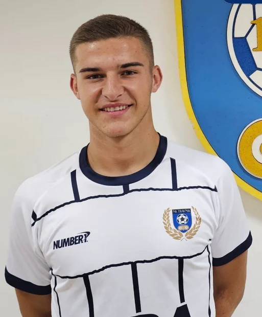 Petar  Bavrka
