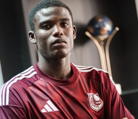 Albert  Mendi