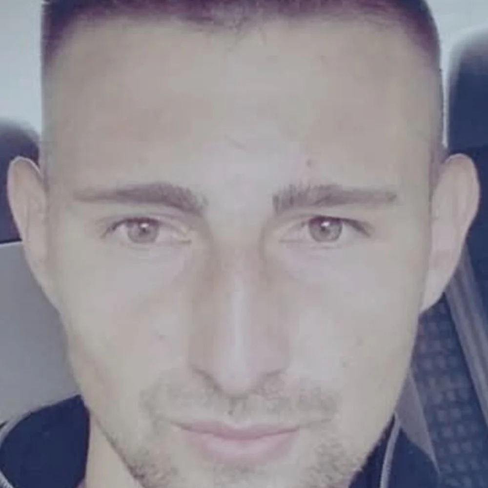 Esad  Mandžić
